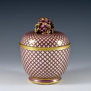 Box with lid, Stuoia series - Gio Ponti, Richard-Ginori Ceramic Company, 1927